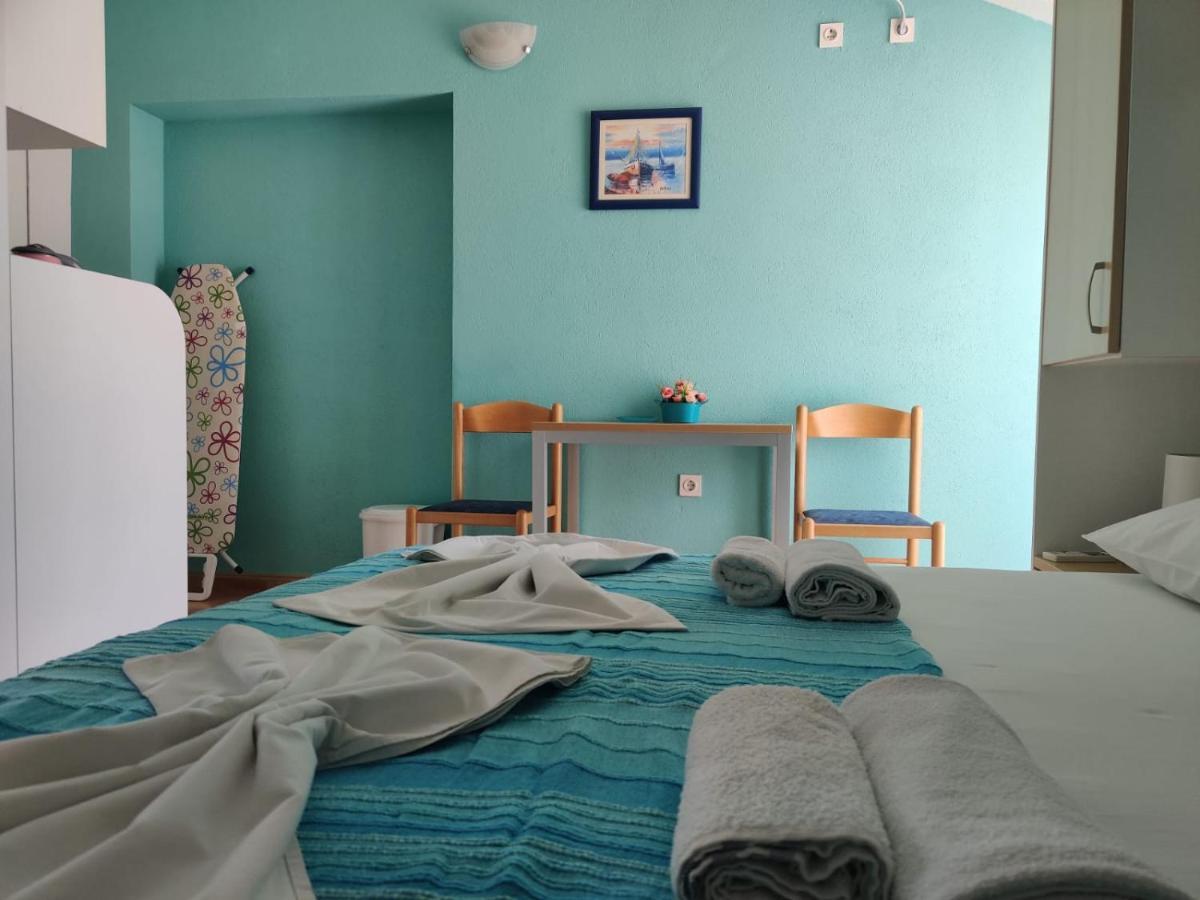 Apartments Mirjana Makarska Bagian luar foto
