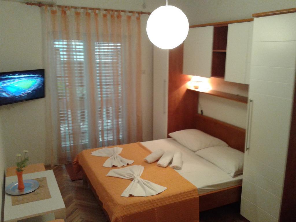 Apartments Mirjana Makarska Ruang foto