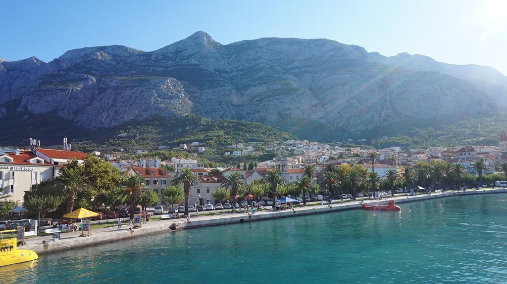 Apartments Mirjana Makarska Bagian luar foto